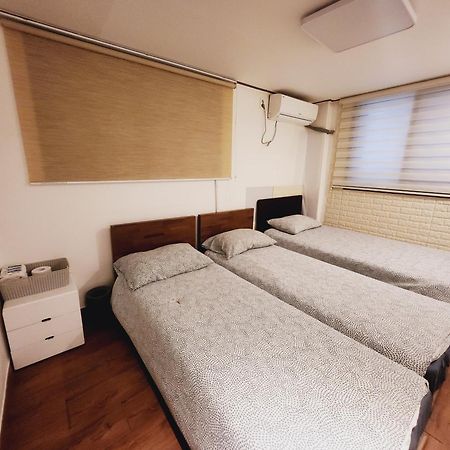 Olive Hostel Myeongdong Seoul Exteriör bild